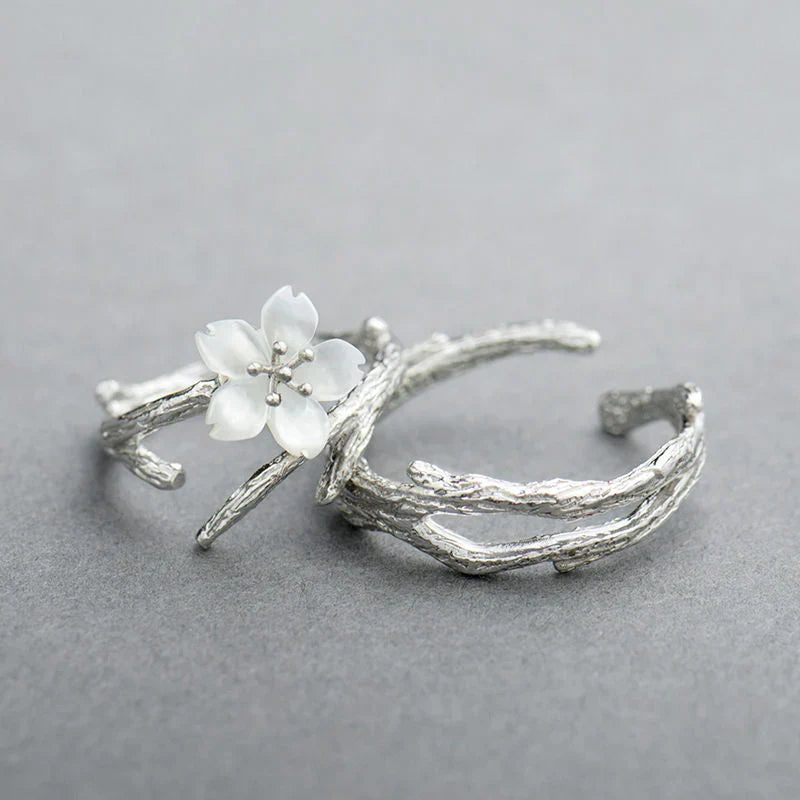 White Blossom Adjustable Ring