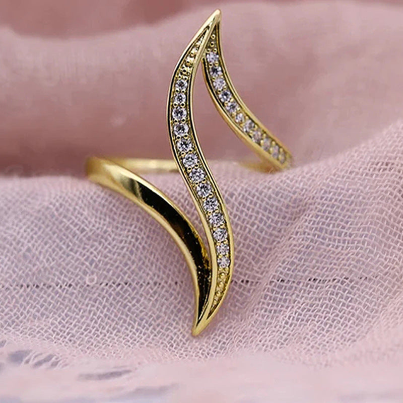 Classic Ring with Timeless Elegance