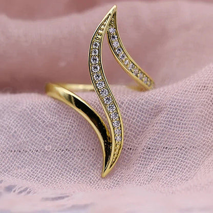 Classic Ring with Timeless Elegance