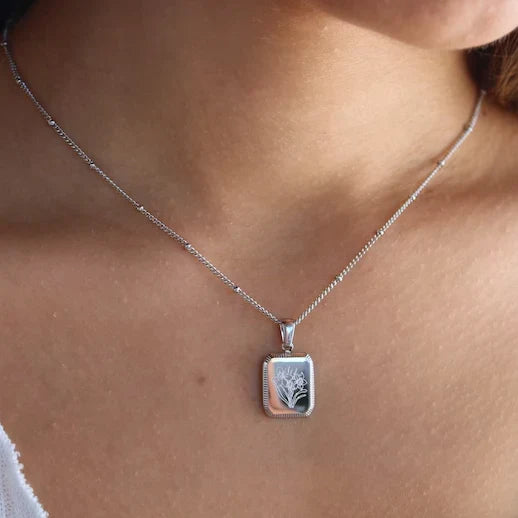 Necklace in Silver