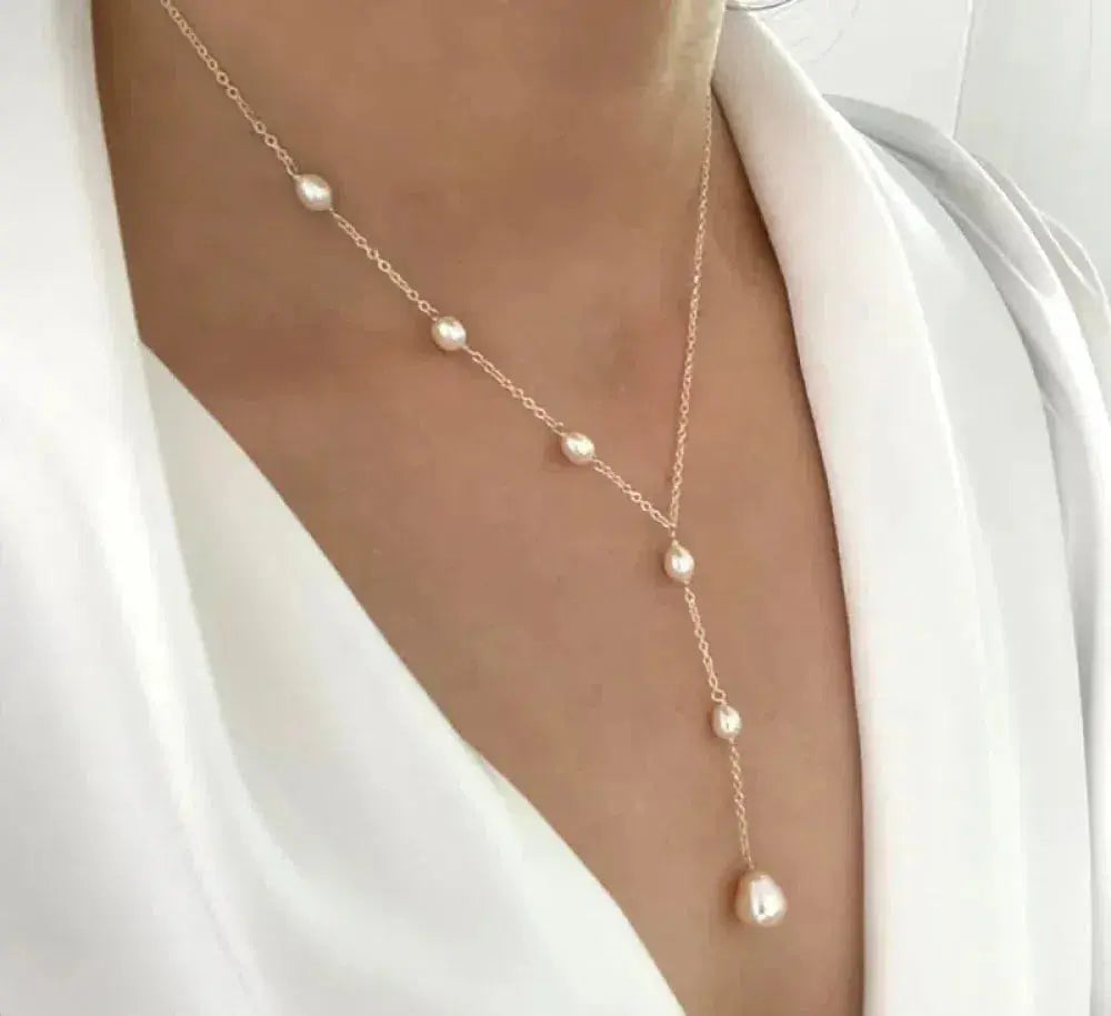 Pendant Pearls Necklace