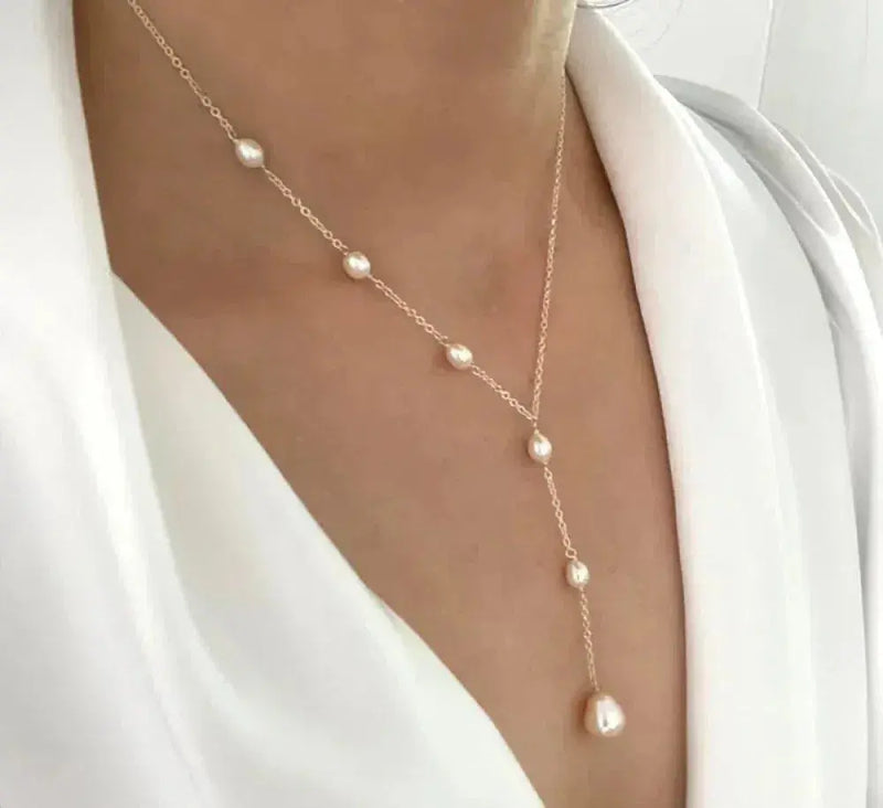 Pendant Pearls Necklace